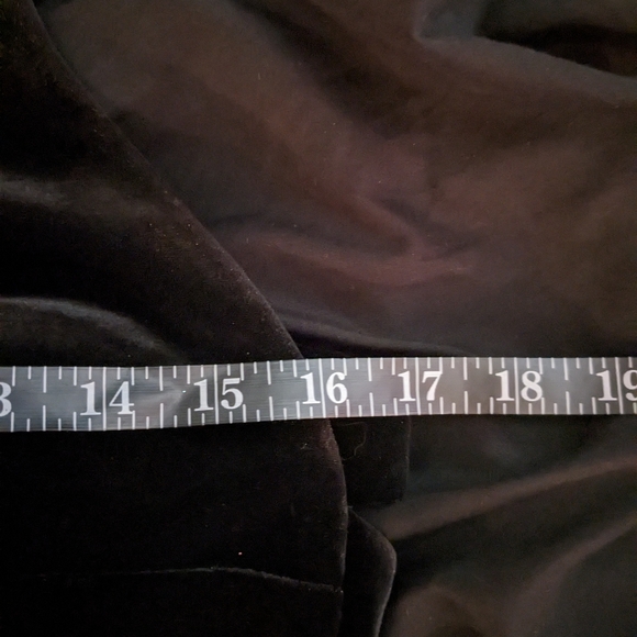 Two-piece black velvet and blue tulle prom dress by Blondie Nites - size 7 - Picture 7 of 9